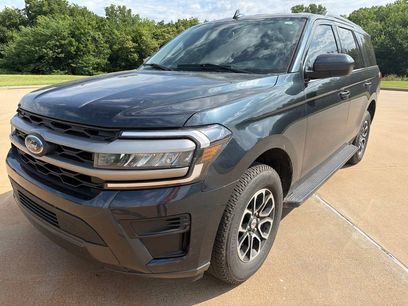 Used 2024 Ford Expedition XLT