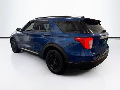 Used 2021 Ford Explorer XLT image 8