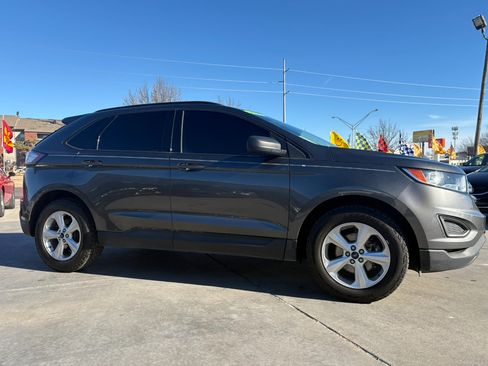 Used 2016 Ford Edge SE image 3
