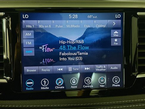 Used 2019 Chrysler Pacifica Limited w/ S Appearance Package image 21