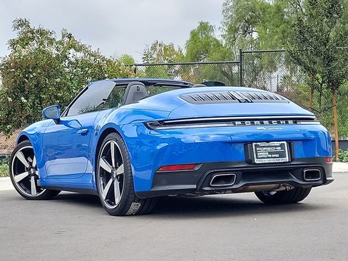 Certified 2025 Porsche 911 Carrera image 3