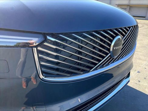 New 2026 Volvo XC90 B5 Core image 34