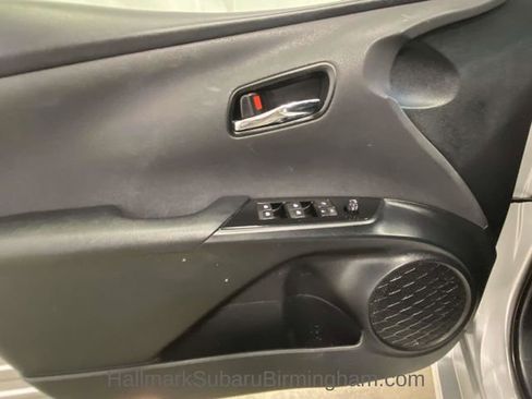 Used 2016 Toyota Prius Four image 13