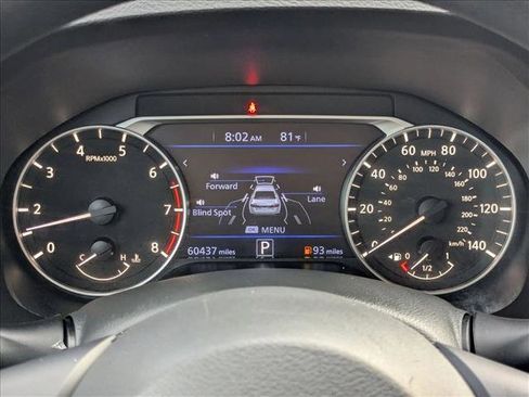 Used 2024 Nissan Altima 2.5 SV image 11