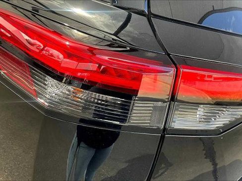 Certified 2023 Nissan Pathfinder SL image 27