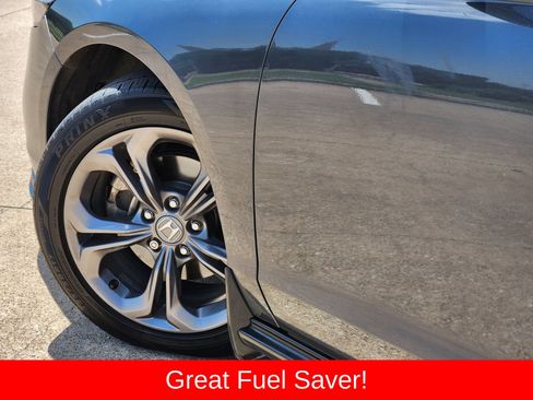 Used 2023 Honda Accord EX image 17