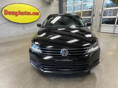 Used 2017 Volkswagen Jetta S image 8