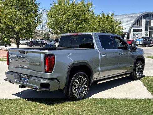 Used 2025 GMC Sierra 1500 Denali Ultimate AWD/4WD image 5