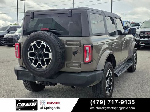 Used 2025 Ford Bronco Outer Banks AWD/4WD image 8