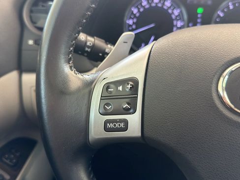 Used 2011 Lexus IS 250 w/ Premium Pkg Value Edition RWD image 26