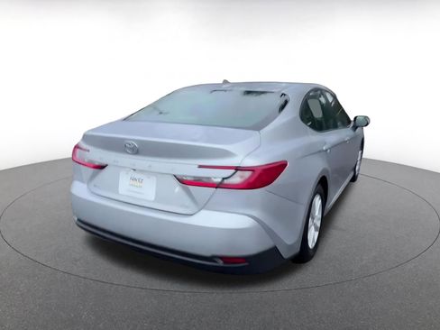 Used 2025 Toyota Camry LE image 14