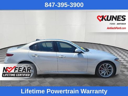 Used 2023 Alfa Romeo Giulia Sprint RWD image 8