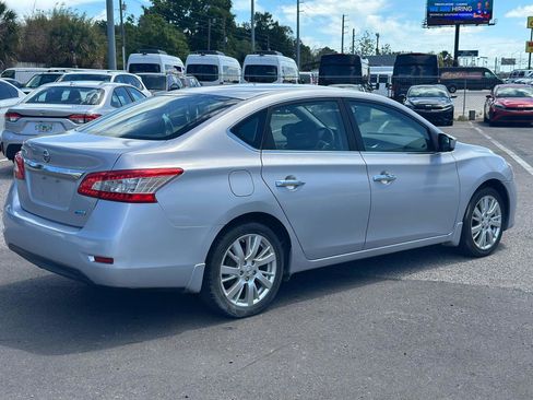 Used 2013 Nissan Sentra S FWD image 3
