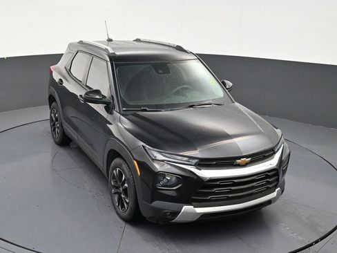 Used 2022 Chevrolet TrailBlazer LT w/ Convenience Package FWD image 18