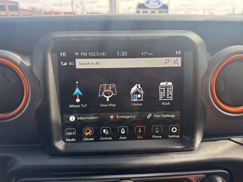 Used 2022 Jeep Gladiator Mojave w/ LED Lighting Group image 33