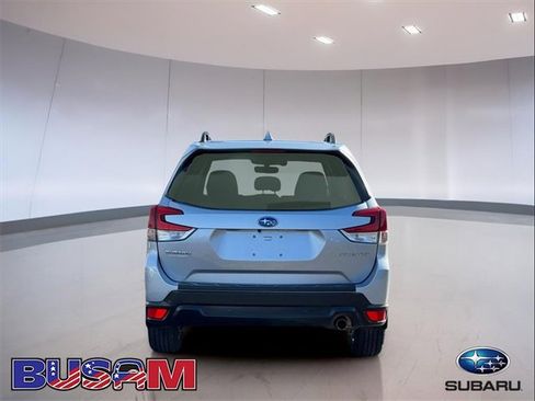 Used 2020 Subaru Forester Limited w/ Popular Package #3 image 5