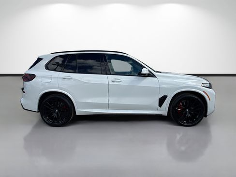New 2026 BMW X5 xDrive40i w/ M Sport Package AWD/4WD image 2