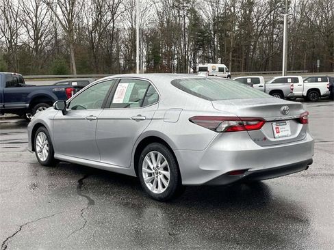 Certified 2023 Toyota Camry LE image 3