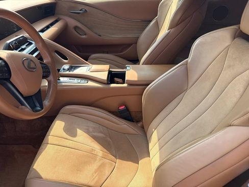 Used 2018 Lexus LC 500 Coupe w/ Performance Package RWD image 15