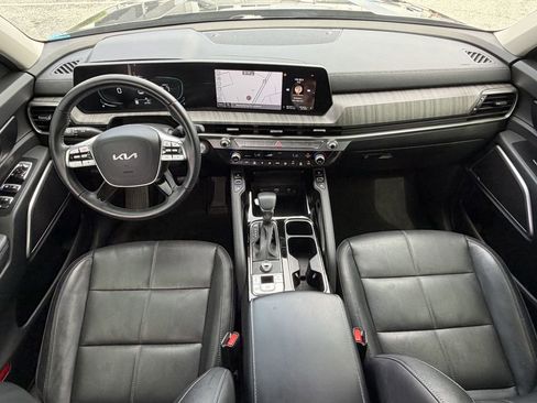 Used 2024 Kia Telluride EX w/ EX Captain's Chair Package FWD image 14