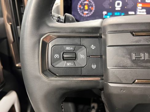 Used 2025 GMC Hummer EV 2X image 8