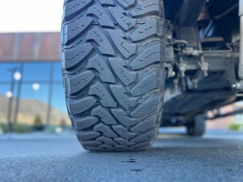 Used 2017 Ford F250 Lariat w/ Lariat Ultimate Package image 34