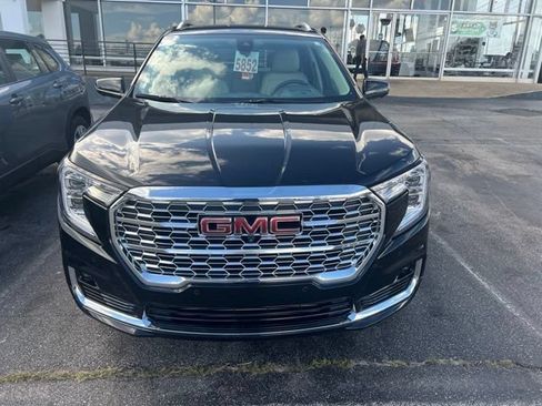 Used 2024 GMC Terrain Denali w/ Black Diamond Edition AWD/4WD image 10