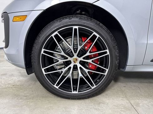 Certified 2026 Porsche Macan GTS AWD/4WD image 13