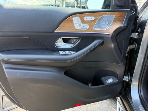 Certified 2020 Mercedes-Benz GLS 450 4MATIC image 22