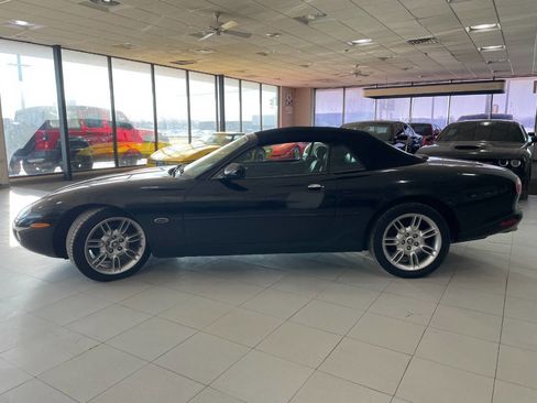 Used 2002 Jaguar XK8 XK8 2dr Convertible image 4