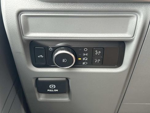 Used 2022 Ford F150 XL w/ Equipment Group 101A High AWD/4WD image 34