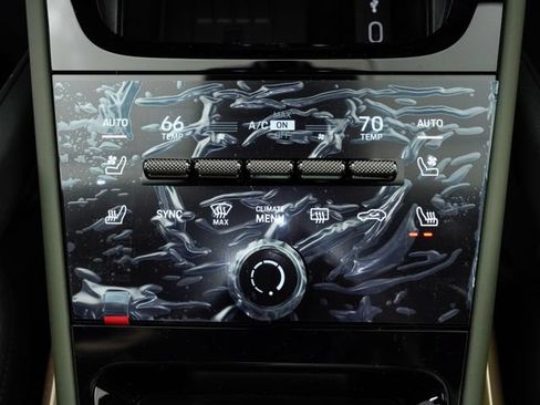 New 2026 Porsche Cayenne Coupe AWD/4WD image 18