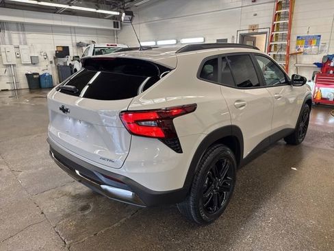 New 2026 Chevrolet Trax ACTIV FWD image 6