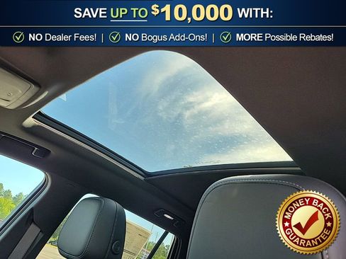New 2026 Chevrolet Equinox LT w/ Convenience Package II FWD image 13