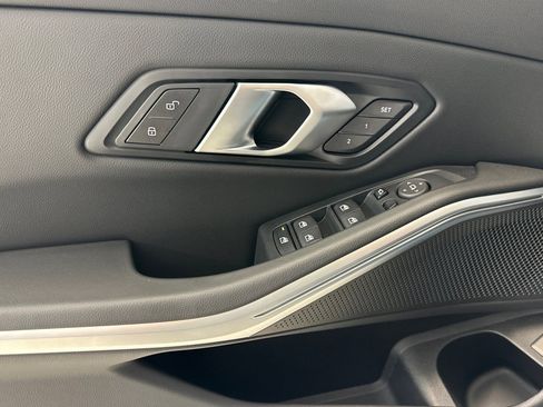 Used 2025 BMW 330i Sedan w/ Premium Package image 13