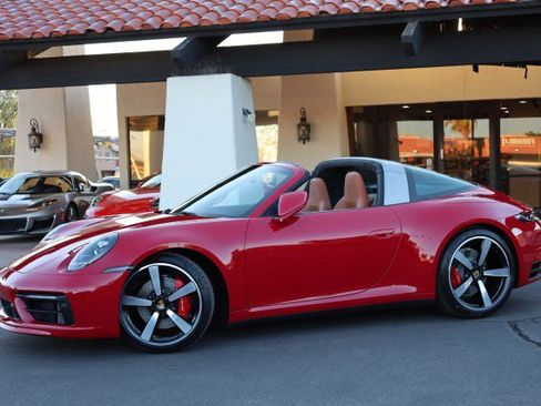 Used 2024 Porsche 911 Targa 4S image 5