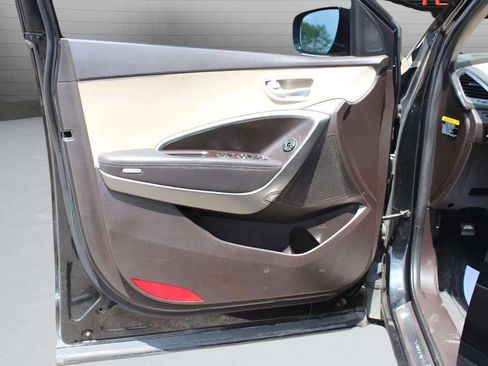 Used 2017 Hyundai Santa Fe Sport 2.0T image 10