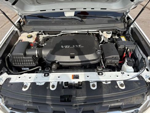 Used 2022 Chevrolet Colorado W/T image 15