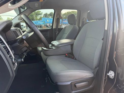 Used 2015 RAM 1500 Express w/ Black Ram 1500 Express Group AWD/4WD image 13