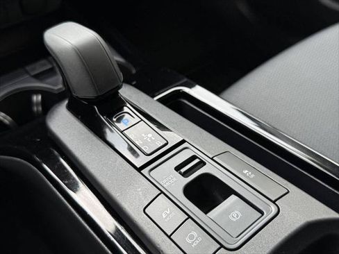 Certified 2024 Toyota Prius LE AWD/4WD image 19
