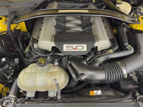 Used 2016 Ford Mustang GT Premium w/ Equipment Group 401A image 32