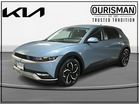 Used 2024 Hyundai Ioniq 5 SEL image 2