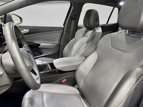 Used 2023 Volkswagen ID.4 Pro S AWD/4WD image 17