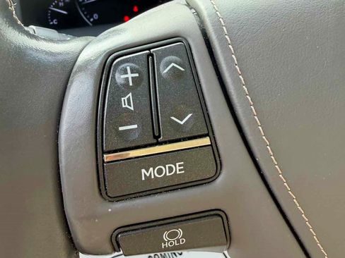 Used 2014 Lexus LS 460 L image 11