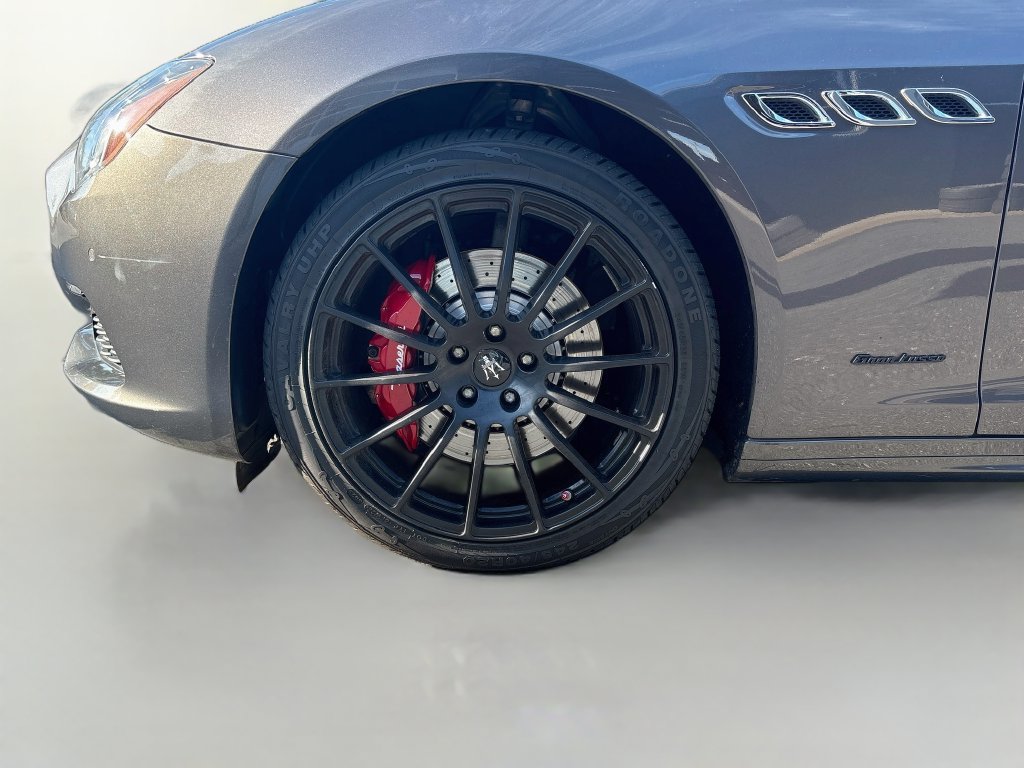 Used 2019 Maserati Quattroporte S GranLusso RWD image 32
