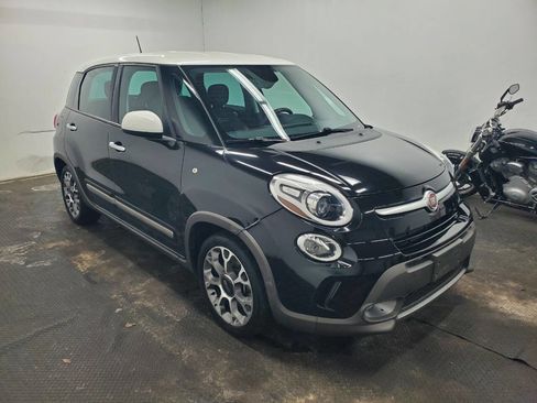 Used 2014 FIAT 500L Trekking w/ Popular Equipment Group image 2