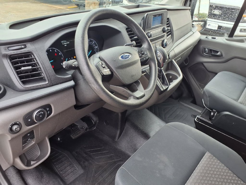 Used 2025 Ford Transit 250 Low Roof w/ Exterior Upgrade Package RWD image 9