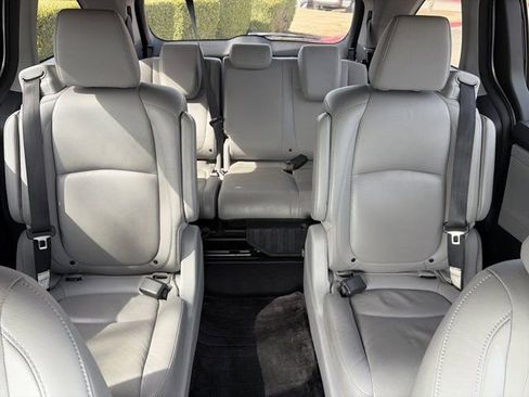 Used 2019 Honda Odyssey EX-L image 28