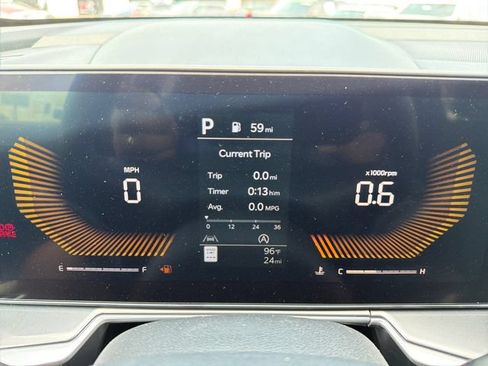 New 2026 Kia Sorento LX FWD image 11