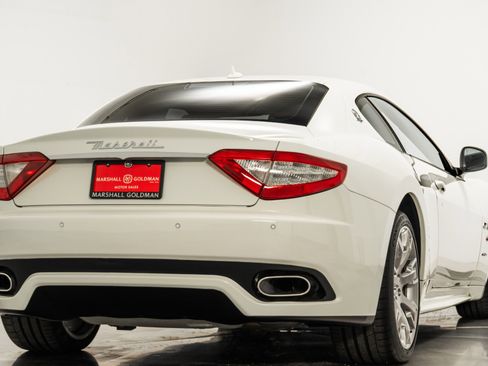 Used 2012 Maserati GranTurismo S image 9